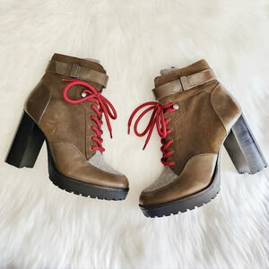 *NWOB* Antonio Melani Parton Brown/Grey Lace Up Booties